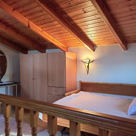 Plataniotissa Mansion Villa Калаврита Екстериор снимка