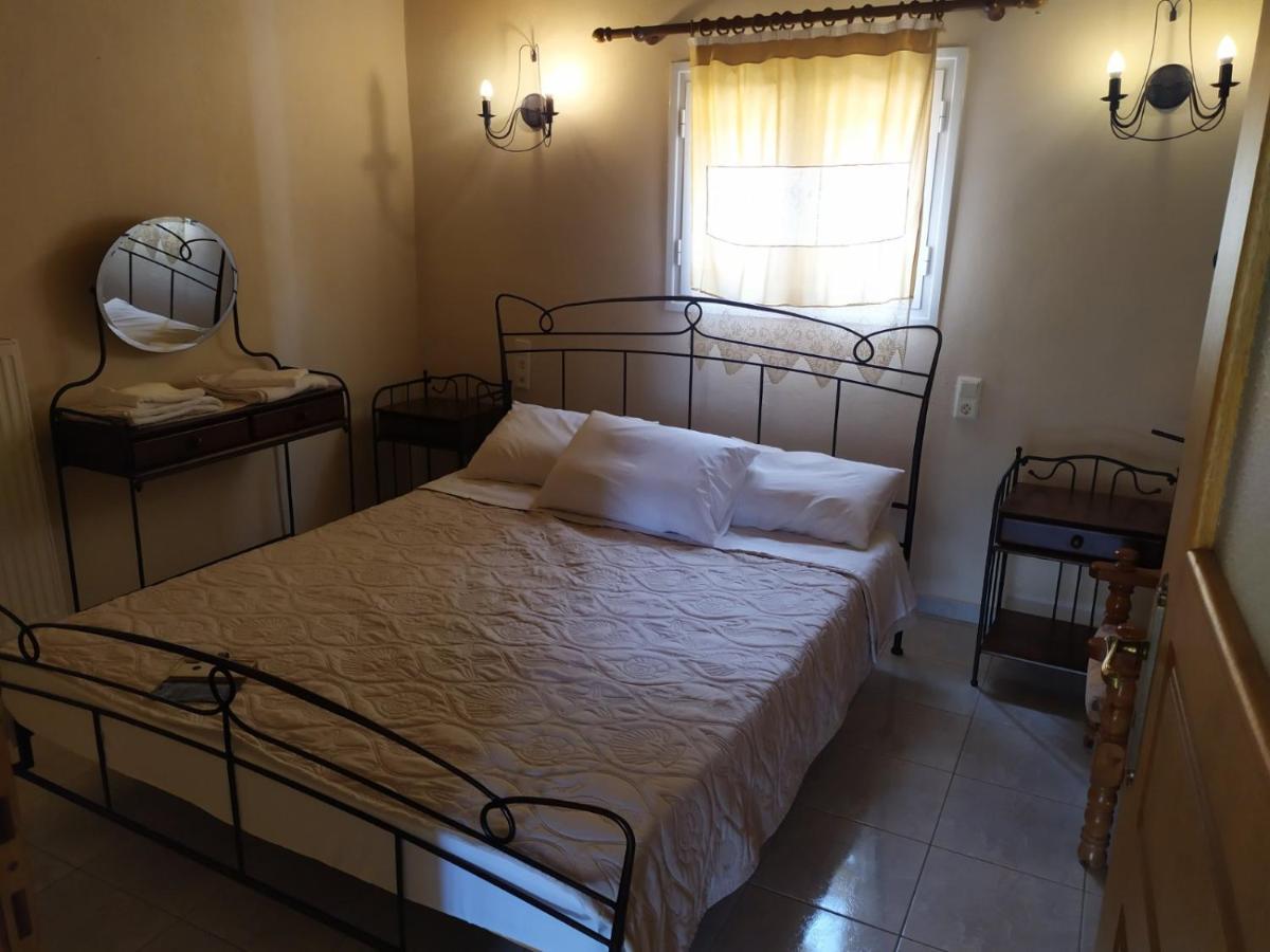 Plataniotissa Mansion Villa Калаврита Екстериор снимка