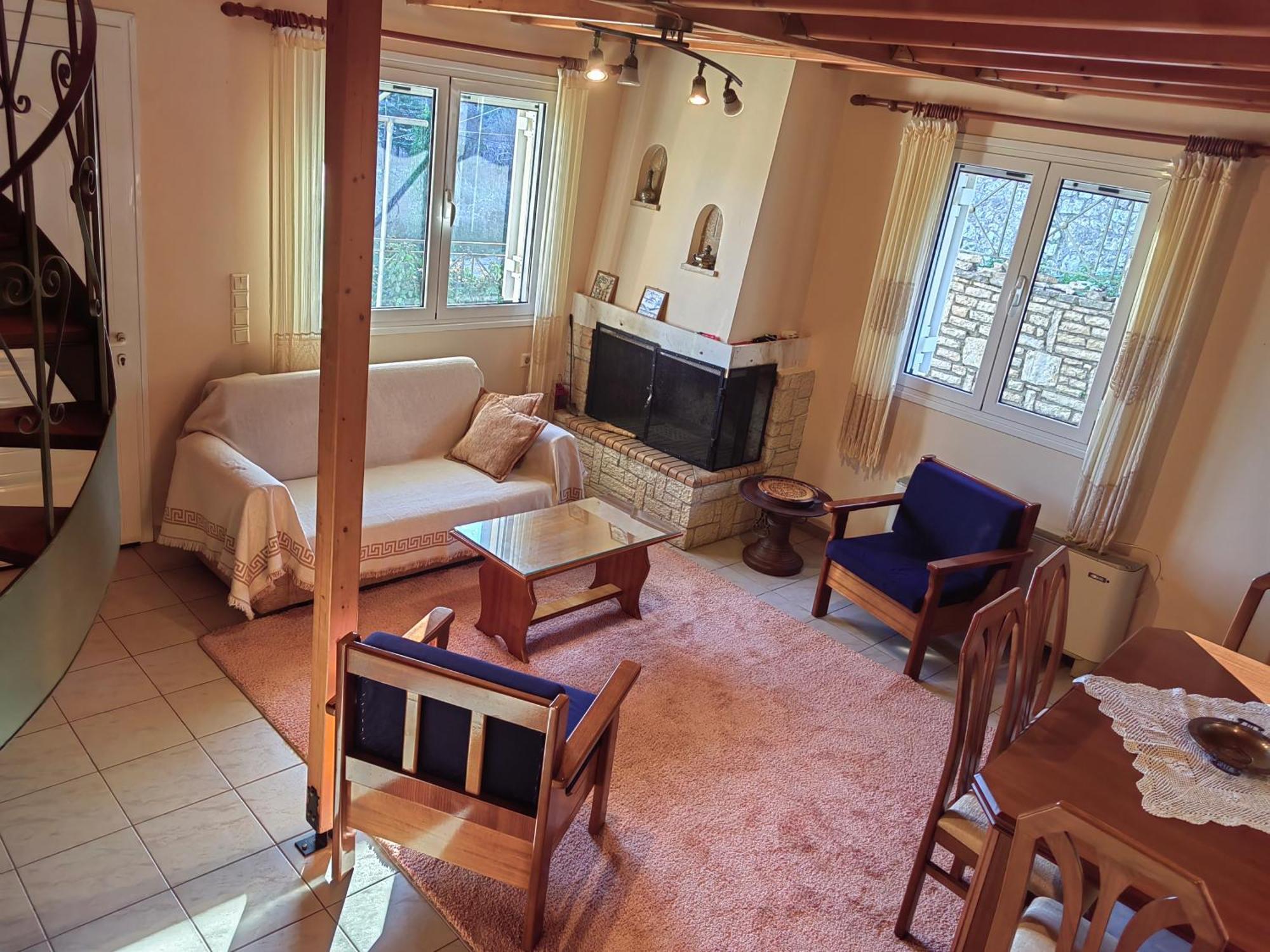 Plataniotissa Mansion Villa Калаврита Екстериор снимка